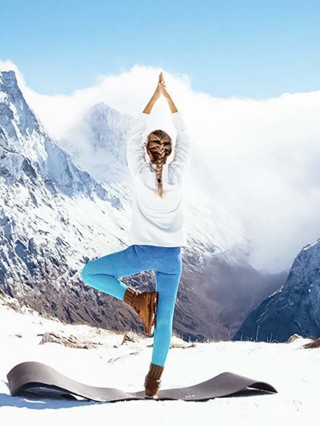 7 YOGA POSES TO HELP YOU STAY WARM THIS WINTER